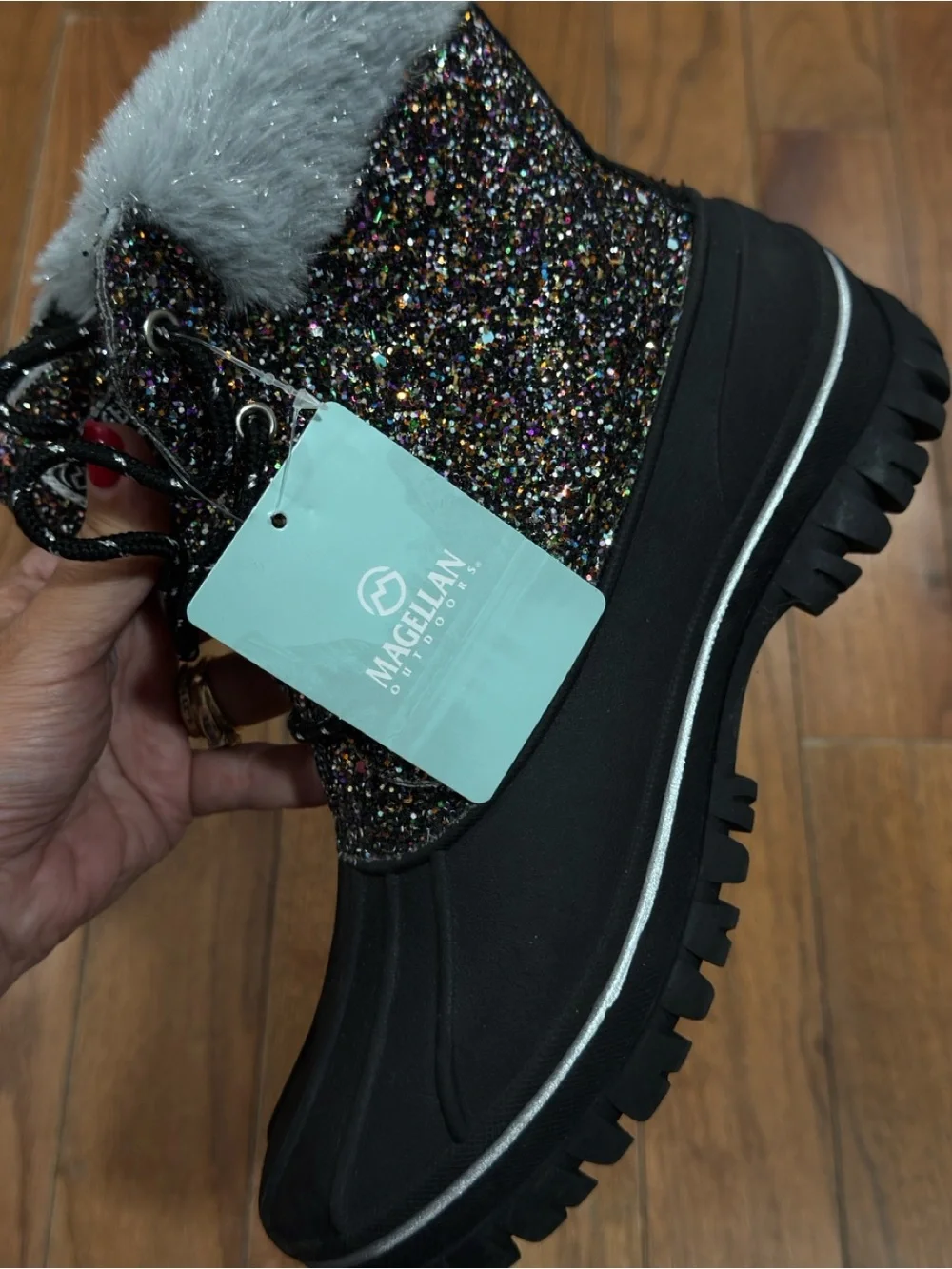 Magellan Outdoors Girls Size 6 Snow Boots #glitter #winter - New